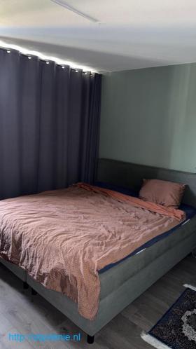 Zdajotsia na 1 mesiac komnata v Zaandam v 2 komnatnoij kwartire